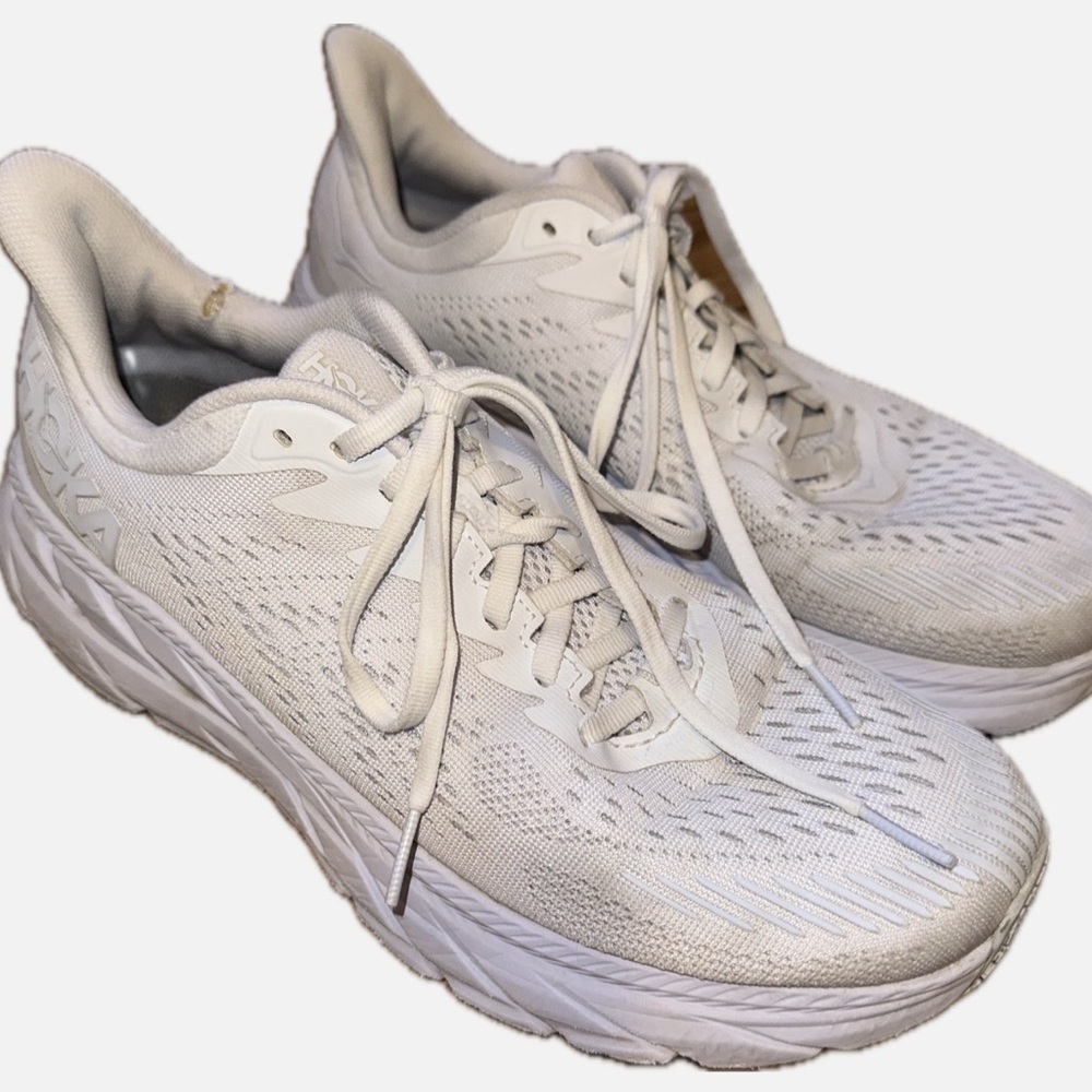 Hoka Clifton 7s